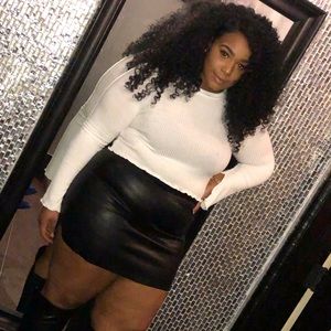 🖤Forever21 Plus faux leather skirt 🖤 2x